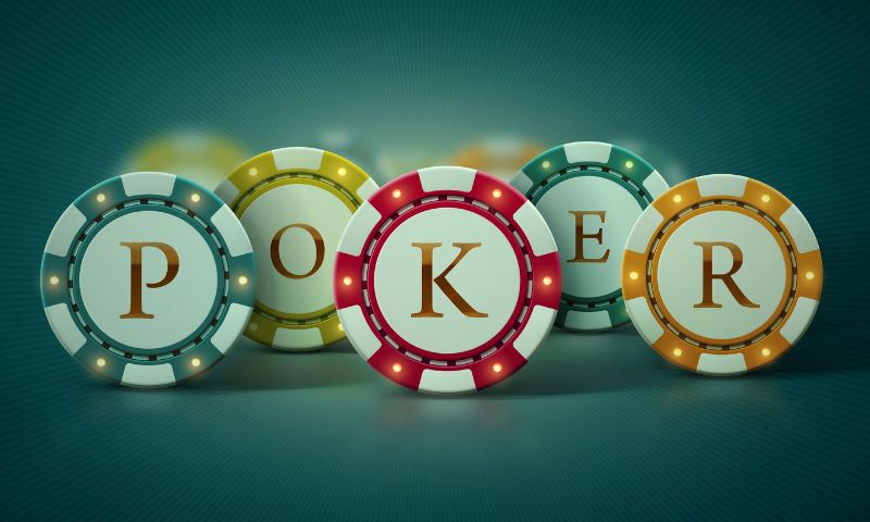 Cách thiết lập bàn chơi và quy tắc riêng trong poker anh em cần biết